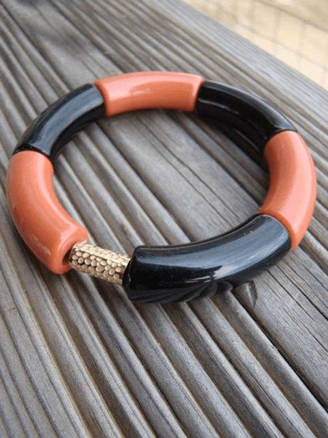 Bracelet perles tubes incurvées Chandra Bhoora 