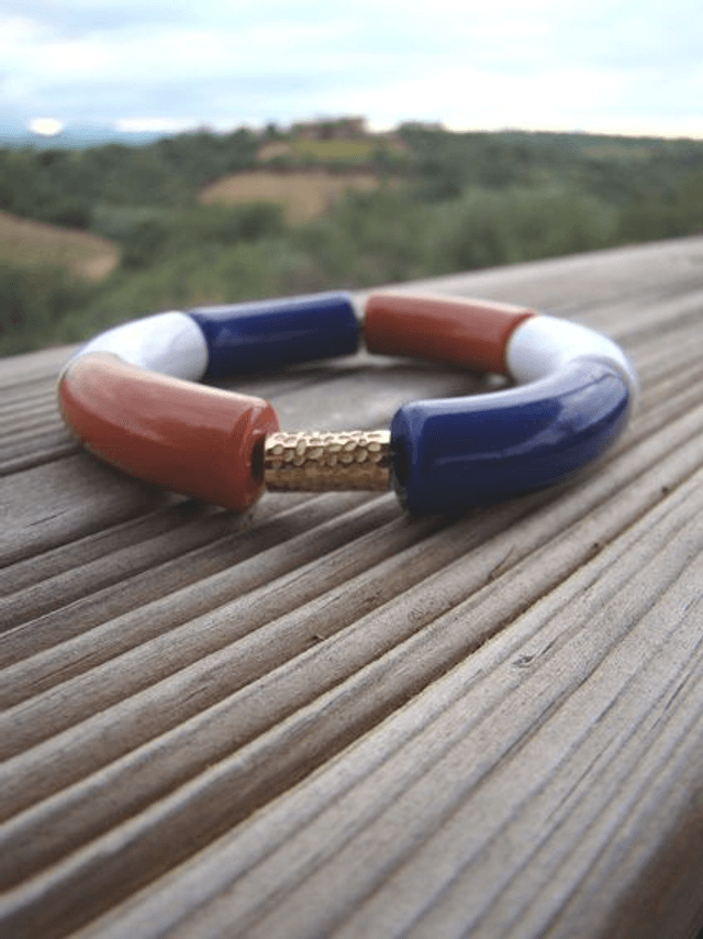Bracelet perles tubes incurvées Chandra Tiranga 