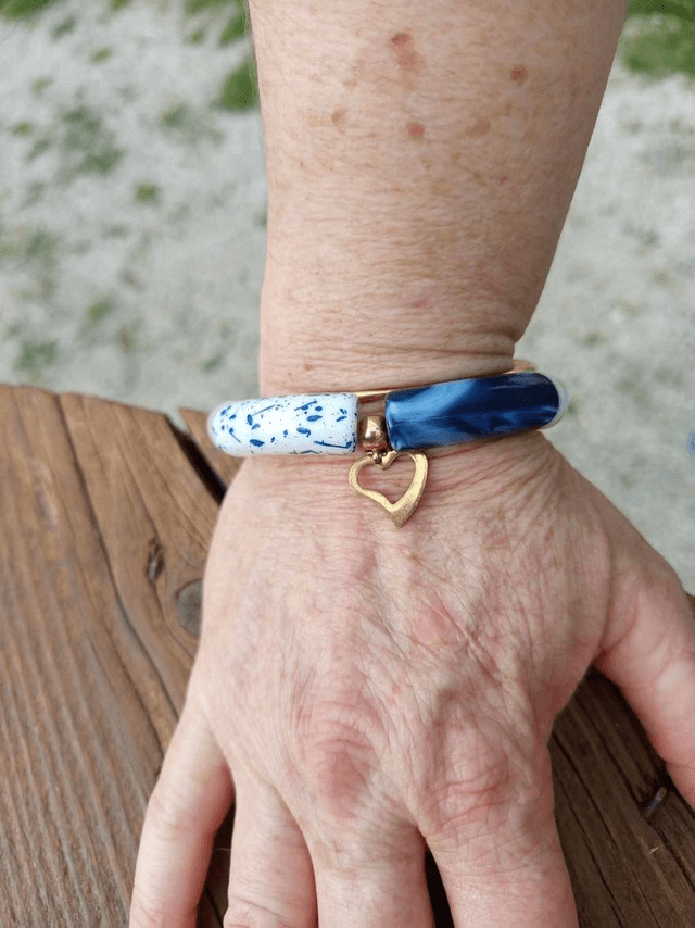 Bracelet jonc perles tubes incurvées Mohana Neela Gulaabee