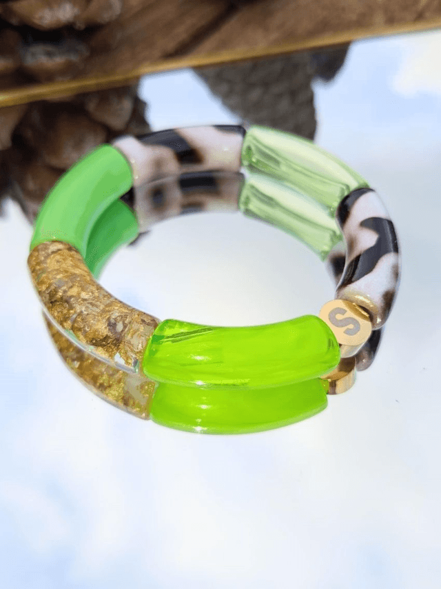 Bracelet jonc perles tubes acrylique léopard Indrani Sajag Patte