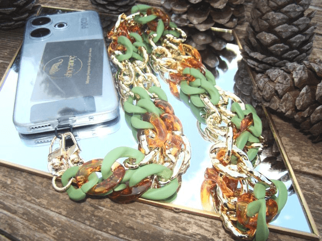 Bijou de téléphone gros maillons en  acrylique Harit