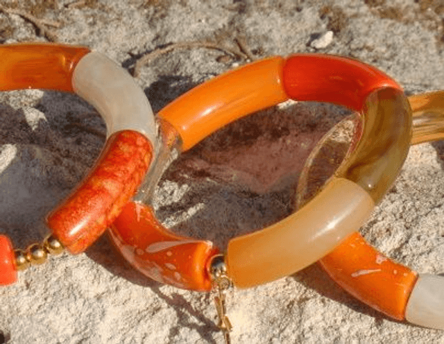 Bracelet jonc perles tubes incurvées Mohana Kaddoo