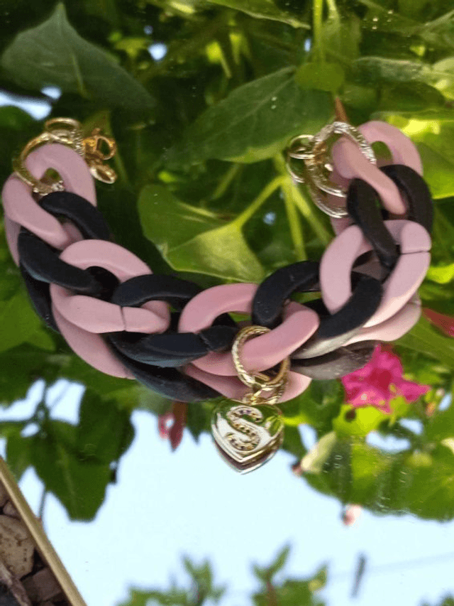 Bracelet gros maillons en acrylique Gulabi Bagh