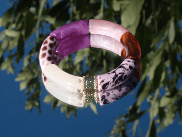 Bracelet jonc perles tubes acrylique léopard Indrani Cheree