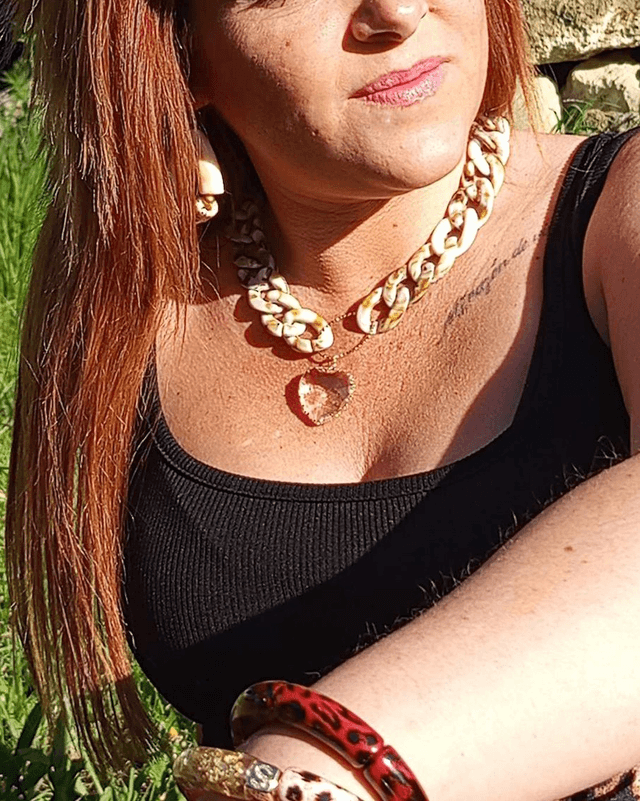 Collier en grosses mailles en acrylique Savaana coeur blanc