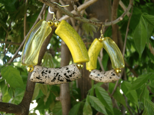 Boucles d'oreilles perles tubes incurvées Shabalaa Peela