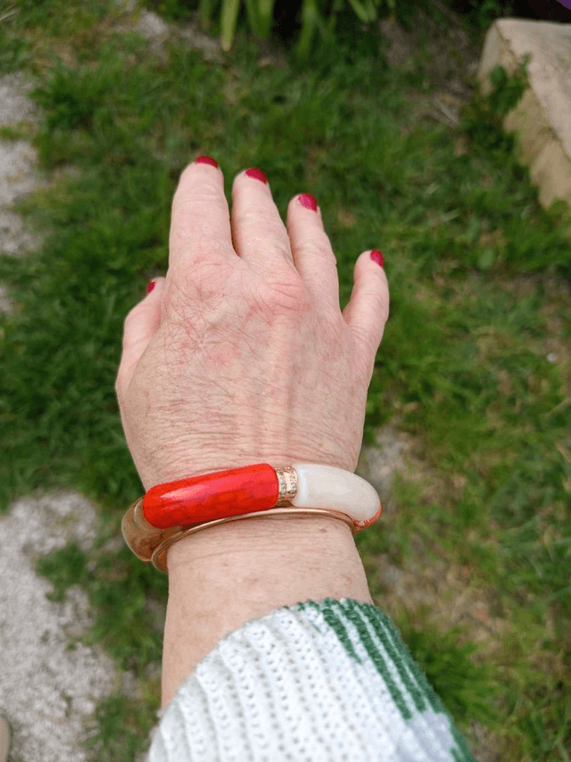 Bracelet perles tubes acrylique Chandra Kaddoo