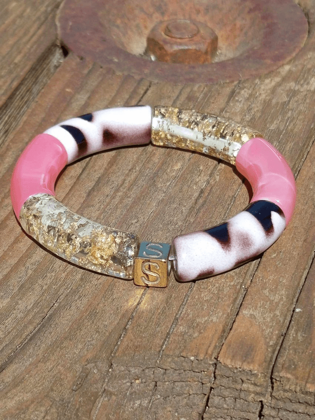 Bracelet jonc perles tubes acrylique léopard Indrani Chaparaasee N°2