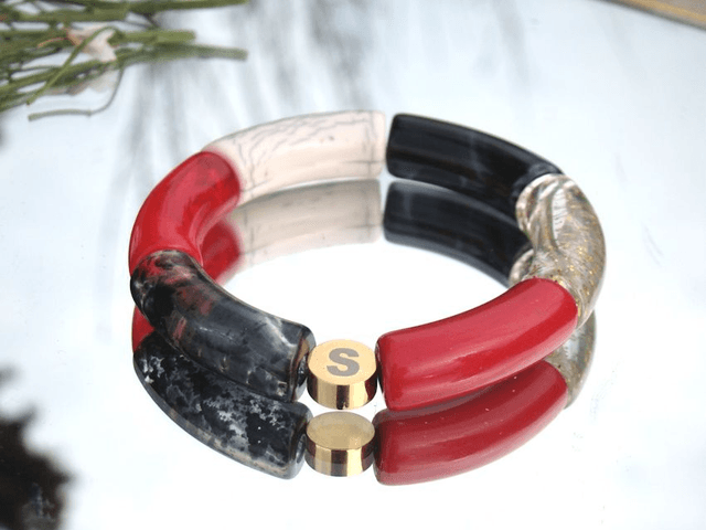 Bracelet perles tubes incurvées acrylique Anjali Sindoor